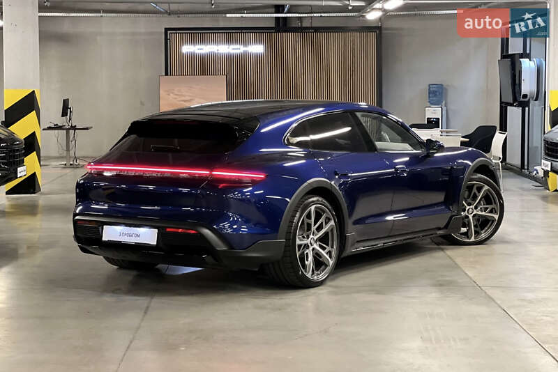 Универсал Porsche Taycan Cross Turismo 2022 в Киеве