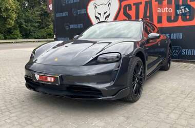 Седан Porsche Taycan Cross Turismo 2023 в 