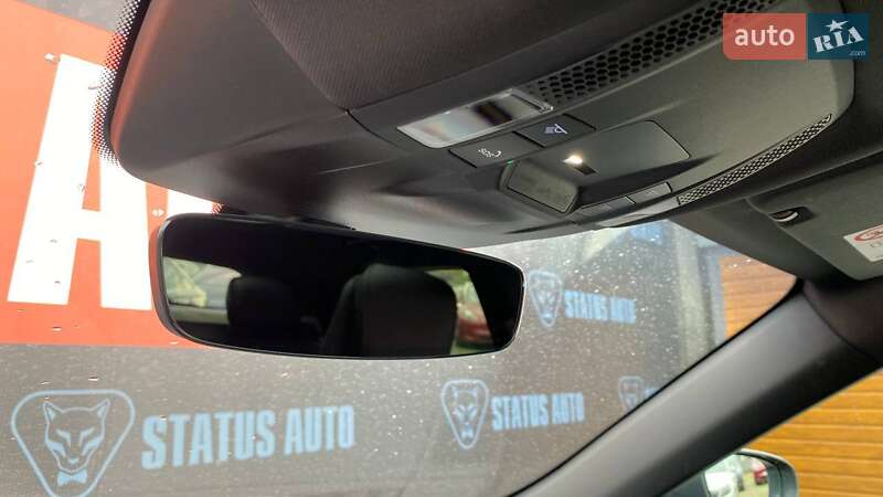 Седан Porsche Taycan Cross Turismo 2023 в Виннице