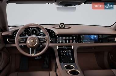 Универсал Porsche Taycan Cross Turismo 2024 в 