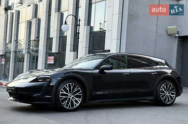 Универсал Porsche Taycan Cross Turismo 2023 в 