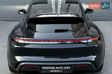 Универсал Porsche Taycan Cross Turismo 2023 в 