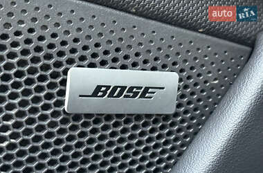 Универсал Porsche Taycan Cross Turismo 2023 в 