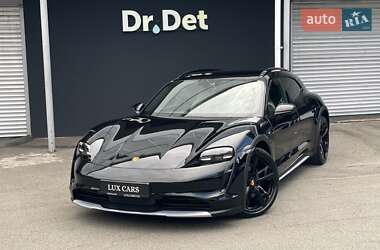 Универсал Porsche Taycan Cross Turismo 2023 в 