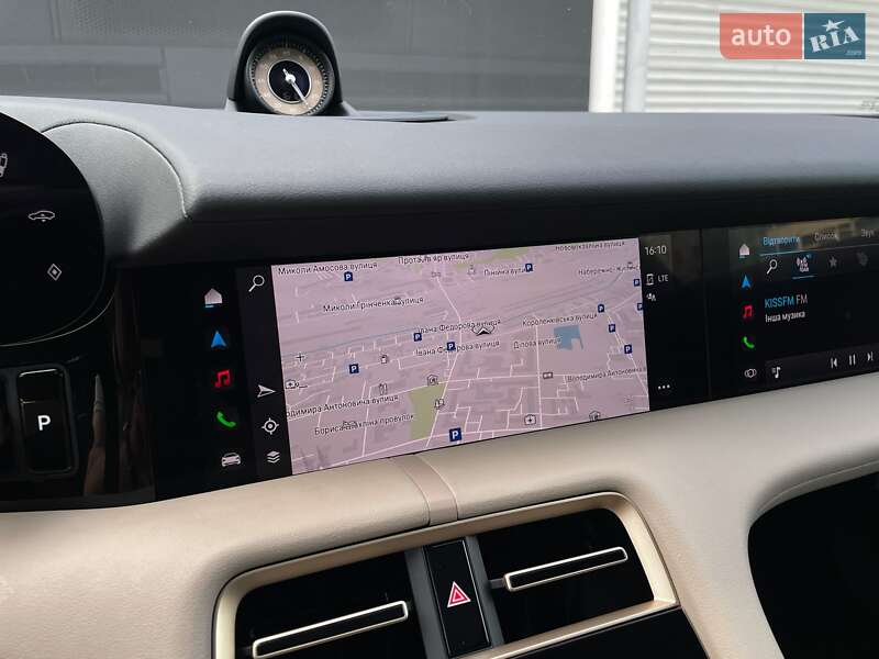 Універсал Porsche Taycan Cross Turismo 2023 в Києві фото 68 Універсал Porsche Taycan Cross Turismo 2023 в Києві