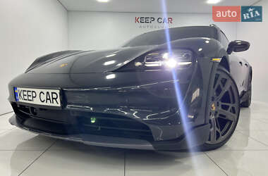 Седан Porsche Taycan Cross Turismo 2021 в 