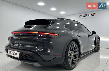 Седан Porsche Taycan Cross Turismo 2021 в 