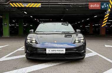 Универсал Porsche Taycan Cross Turismo 2023 в 