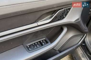 Универсал Porsche Taycan Cross Turismo 2023 в 
