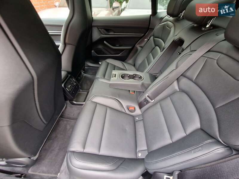 Универсал Porsche Taycan Cross Turismo 2022 в Ровно фото 12 Универсал Porsche Taycan Cross Turismo 2022 в Ровно