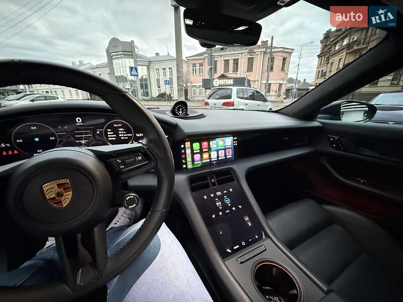 Универсал Porsche Taycan Cross Turismo 2022 в Луцке фото 27 Универсал Porsche Taycan Cross Turismo 2022 в Луцке
