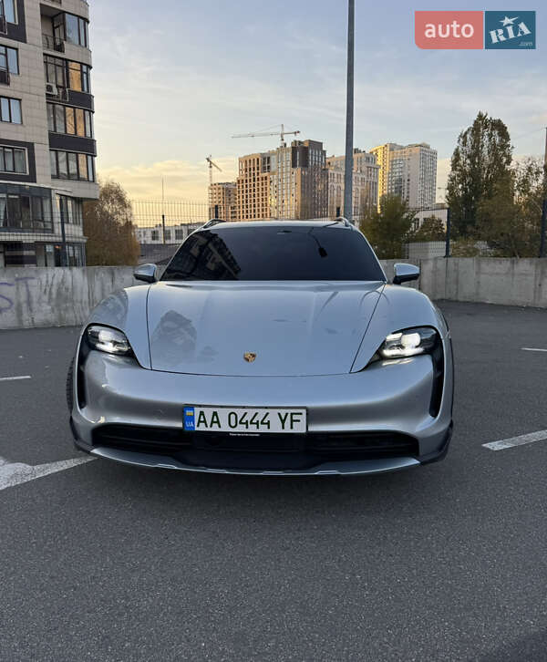 Седан Porsche Taycan Cross Turismo 2021 в Киеве фото 7 Седан Porsche Taycan Cross Turismo 2021 в Киеве