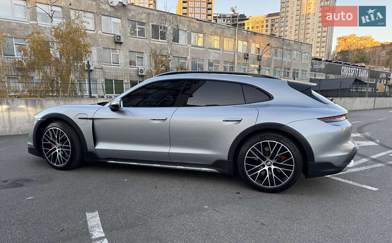 Седан Porsche Taycan Cross Turismo 2021 в Киеве фото 15 Седан Porsche Taycan Cross Turismo 2021 в Киеве