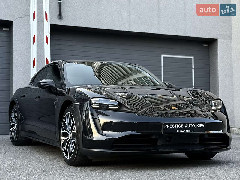 Універсал Porsche Taycan Cross Turismo 2023 в Києві