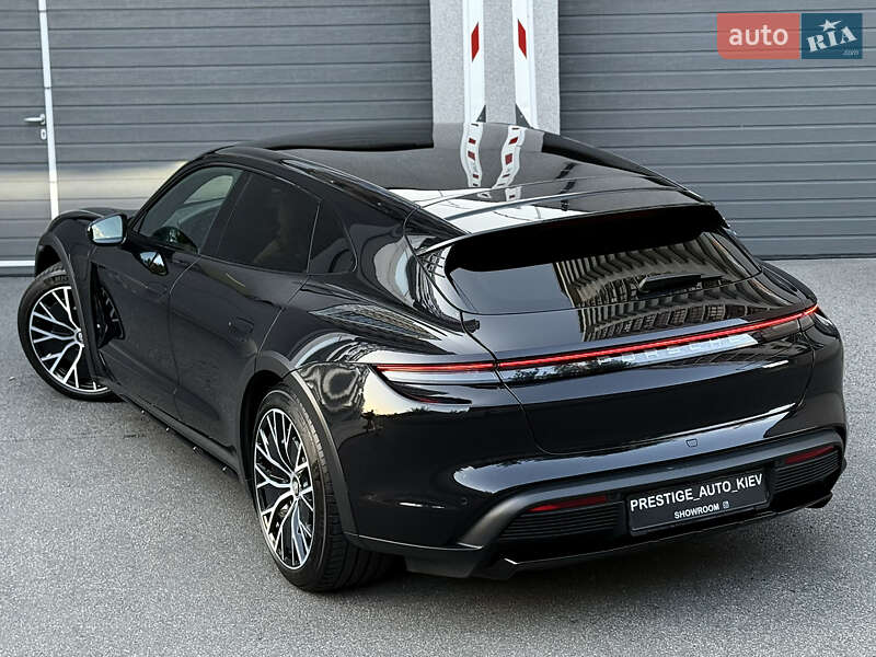 Універсал Porsche Taycan Cross Turismo 2023 в Києві