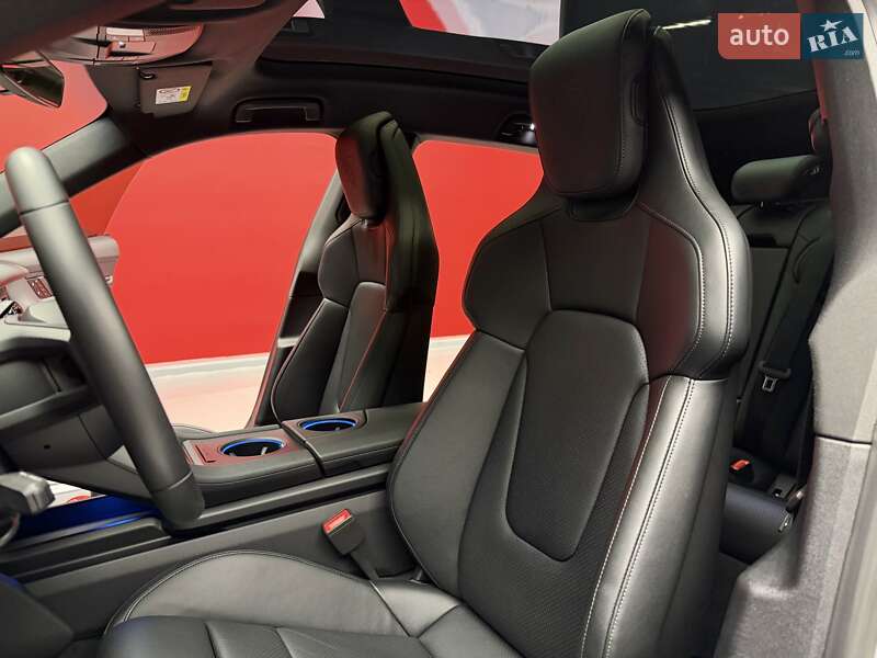 Універсал Porsche Taycan Cross Turismo 2023 в Києві