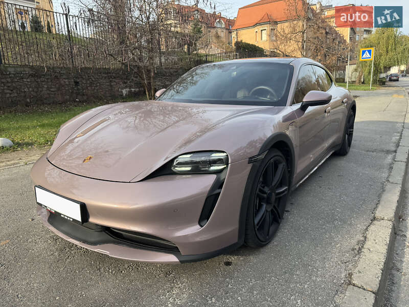 Универсал Porsche Taycan Cross Turismo 2021 в Киеве
