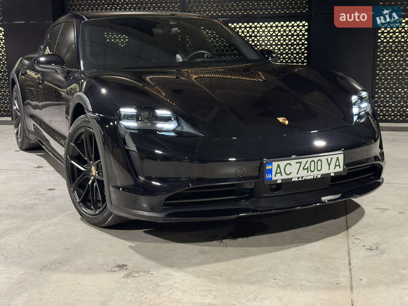 Универсал Porsche Taycan Cross Turismo 2021 в Луцке