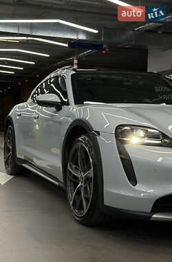 Универсал Porsche Taycan Cross Turismo 2022 в Киеве