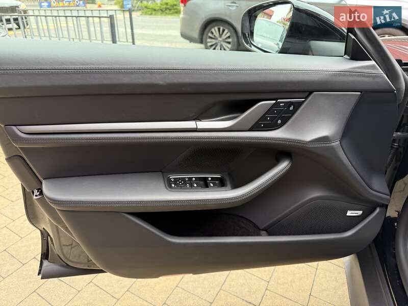 Универсал Porsche Taycan Sport Turismo 2024 в Львове