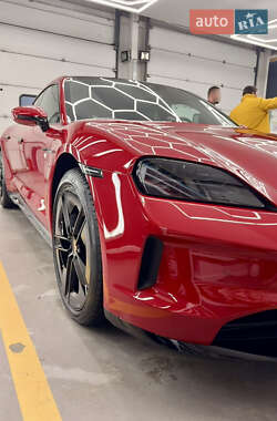 Универсал Porsche Taycan Sport Turismo 2024 в Киеве