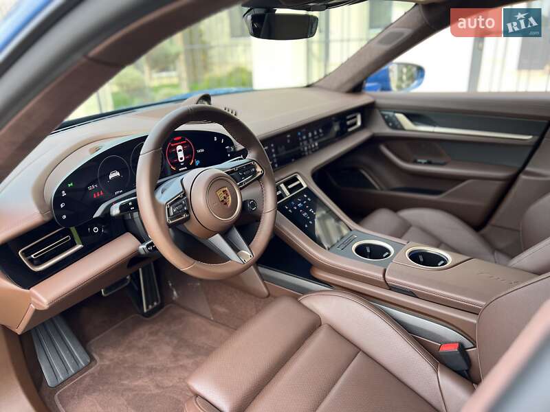 Седан Porsche Taycan 2021 в Одессе
