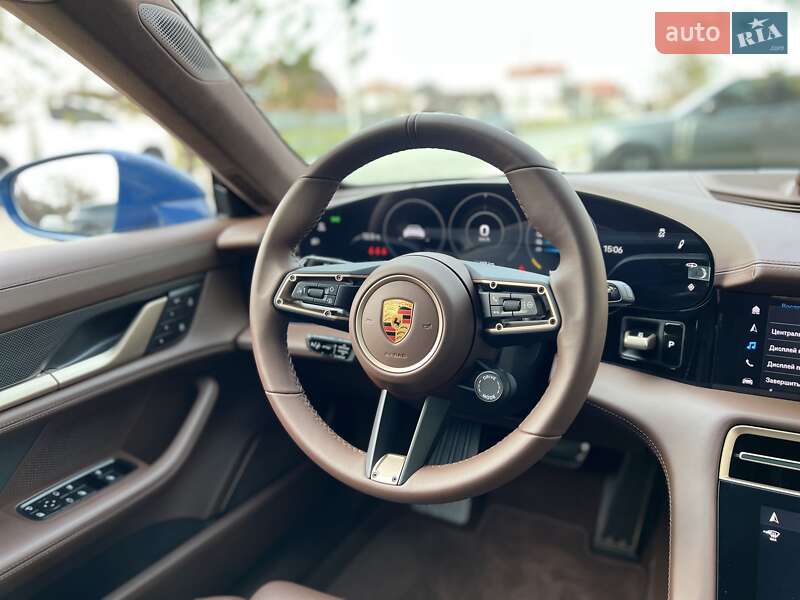 Седан Porsche Taycan 2021 в Одессе