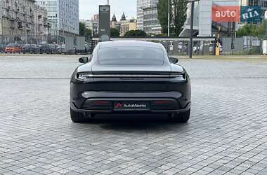 Седан Porsche Taycan 2021 в Киеве