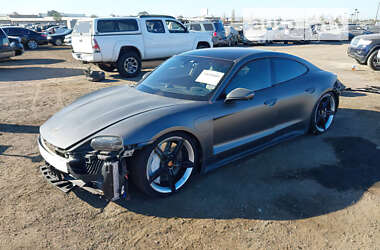 Porsche Taycan 2020