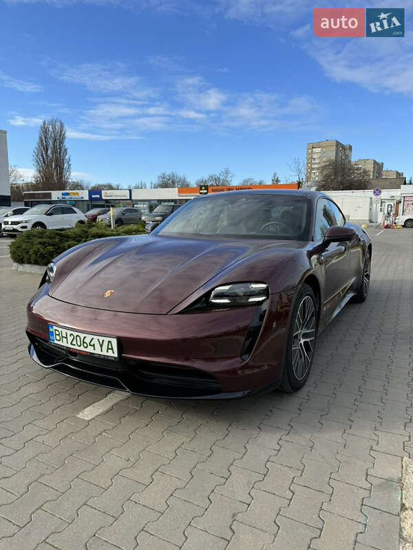 Седан Porsche Taycan 2021 в Одессе