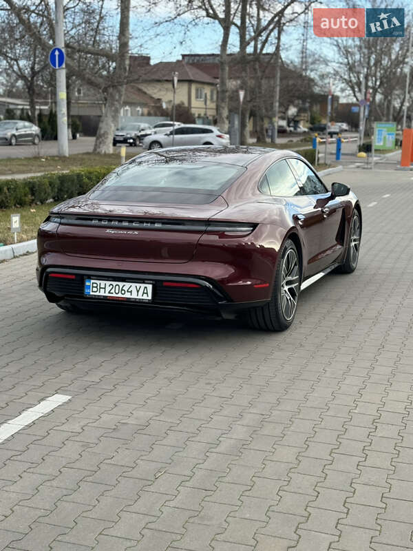 Седан Porsche Taycan 2021 в Одессе