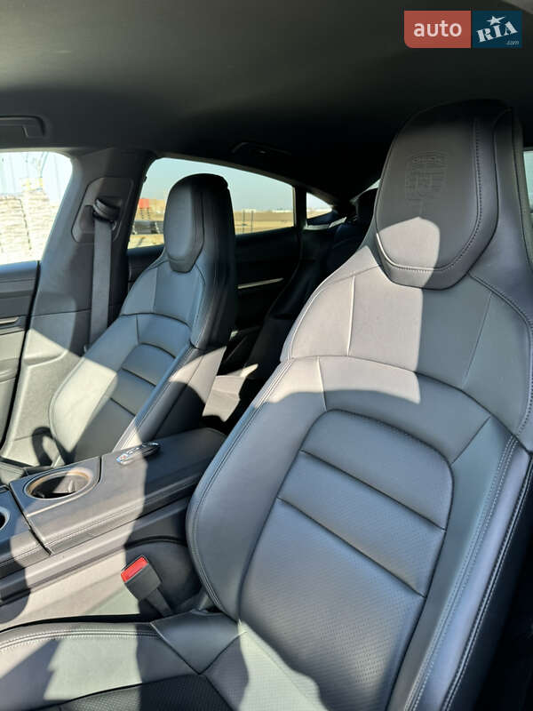Седан Porsche Taycan 2022 в Тернополі фото 23 Седан Porsche Taycan 2022 в Тернополі