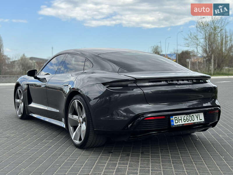 Седан Porsche Taycan 2020 в Одессе
