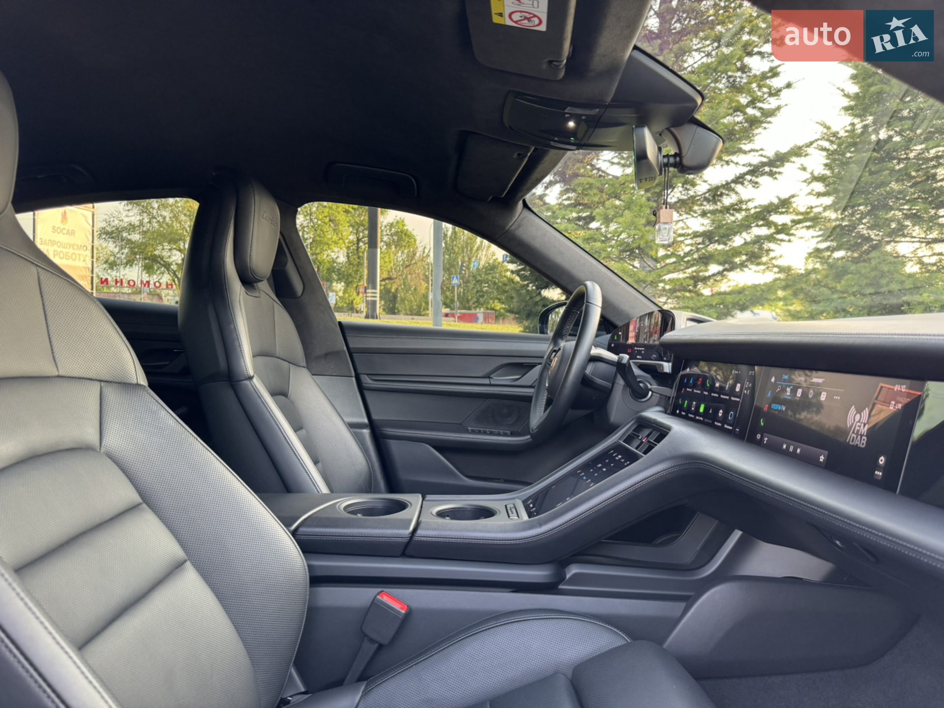 2020 Porsche Taycan - мініатюра 20