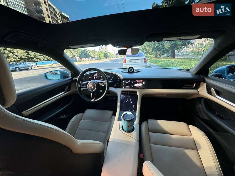 Седан Porsche Taycan 2020 в Полтаве