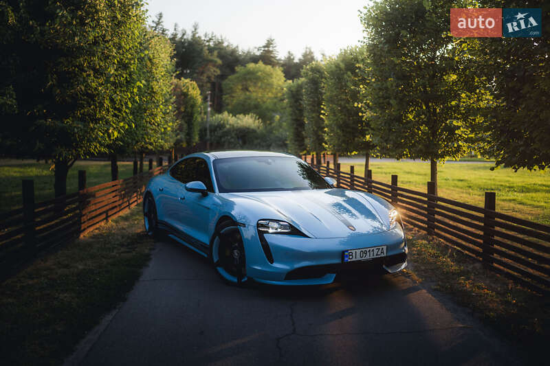 Седан Porsche Taycan 2020 в Полтаве