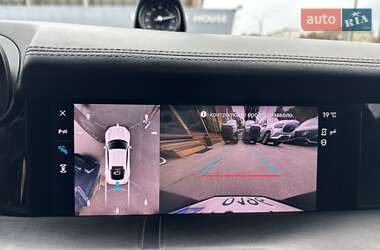 Седан Porsche Taycan 2019 в 