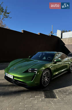 Porsche Taycan 2021 Porsche Taycan 2021