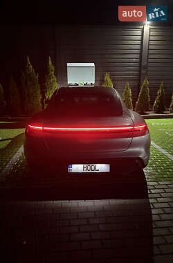 Porsche Taycan 2020