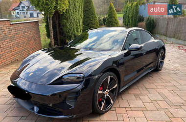 Porsche Taycan 2021 Porsche Taycan 2021
