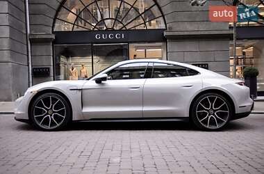 Porsche Taycan 2023 Porsche Taycan 2023