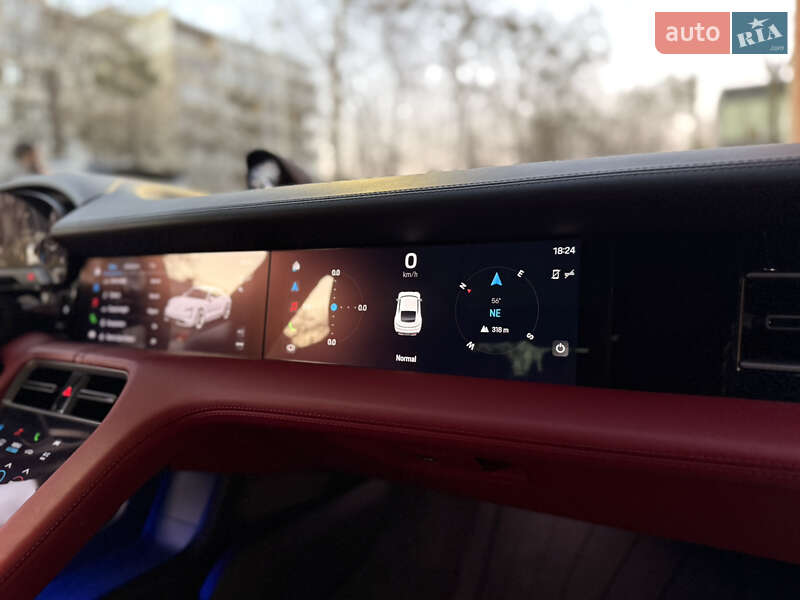 Седан Porsche Taycan 2022 в Львове