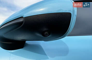 Седан Porsche Taycan 2020 в 