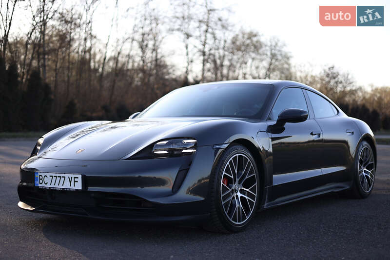 Седан Porsche Taycan 2020 в Львові