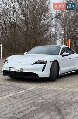 Porsche Taycan 2021 Porsche Taycan 2021