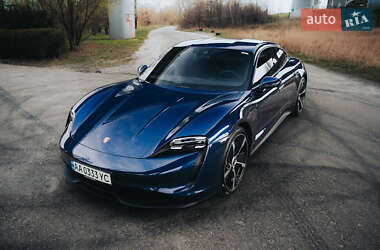 Porsche Taycan 2021 Porsche Taycan 2021