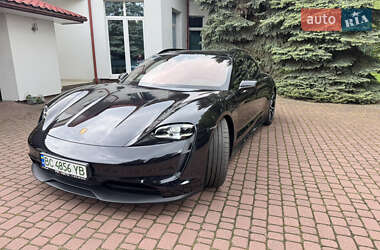 Седан Porsche Taycan 2023 в Львове