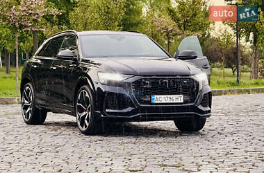 Седан Porsche Taycan 2022 в 