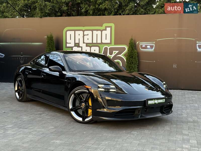Седан Porsche Taycan 2019 в Киеве
