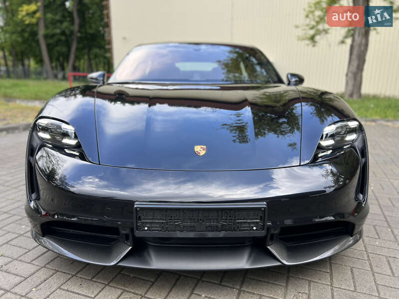 Седан Porsche Taycan 2020 в Днепре